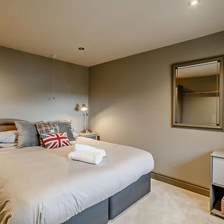 Hébergement de vacances 5 Bed In Leeds Oc-91355