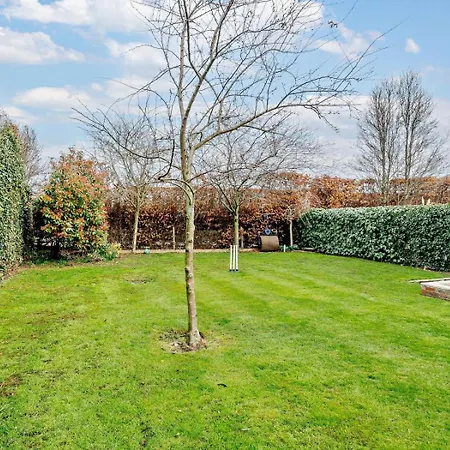 5 Bed In Leeds Oc-91355 Hébergement de vacances Sherburn in Elmet