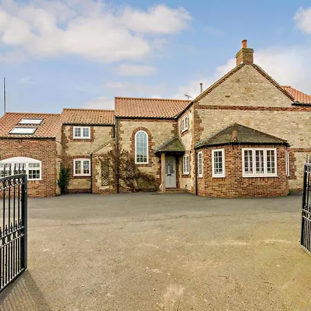 Hébergement de vacances 5 Bed In Leeds Oc-91355 Sherburn in Elmet